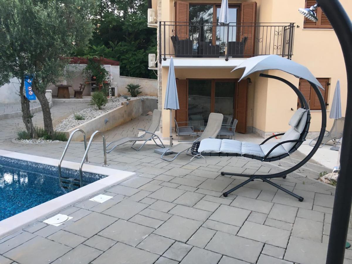 Apartments Villa Diamant With Pool & Whirlpool Cizici Exterior photo